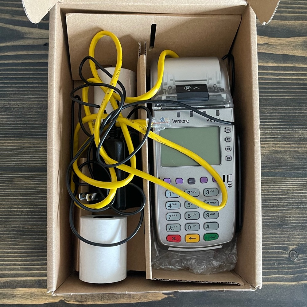 Veriphone Card Reader - Picture 4 of 10